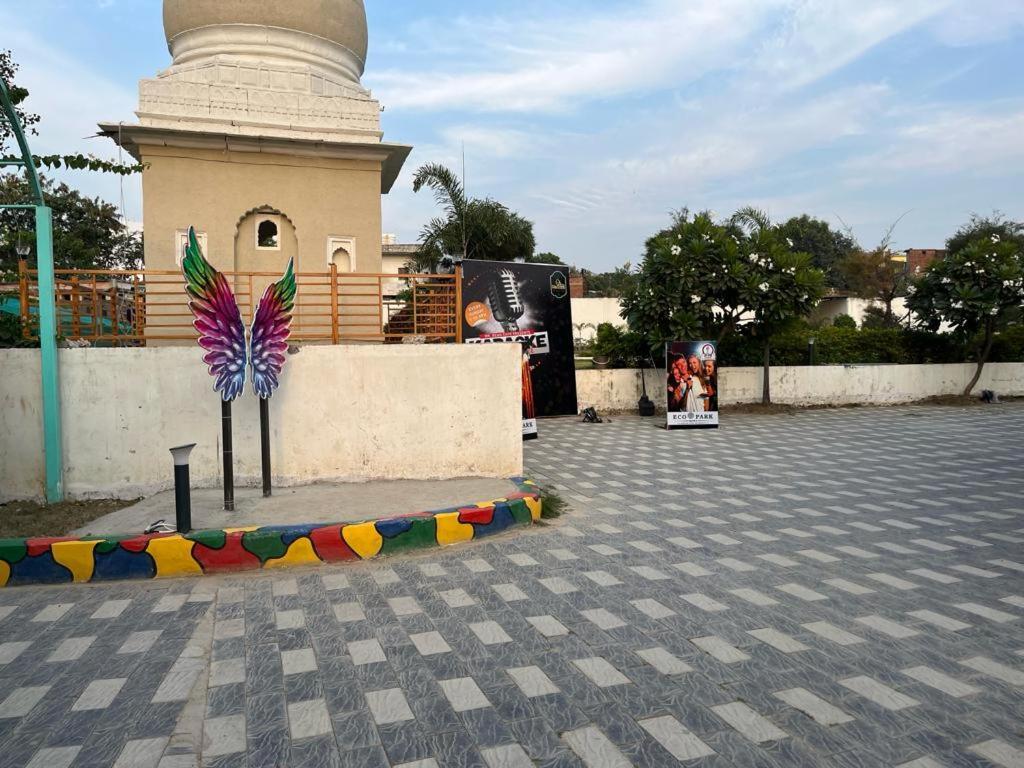 Hotel Eco Park Rewa Exterior photo