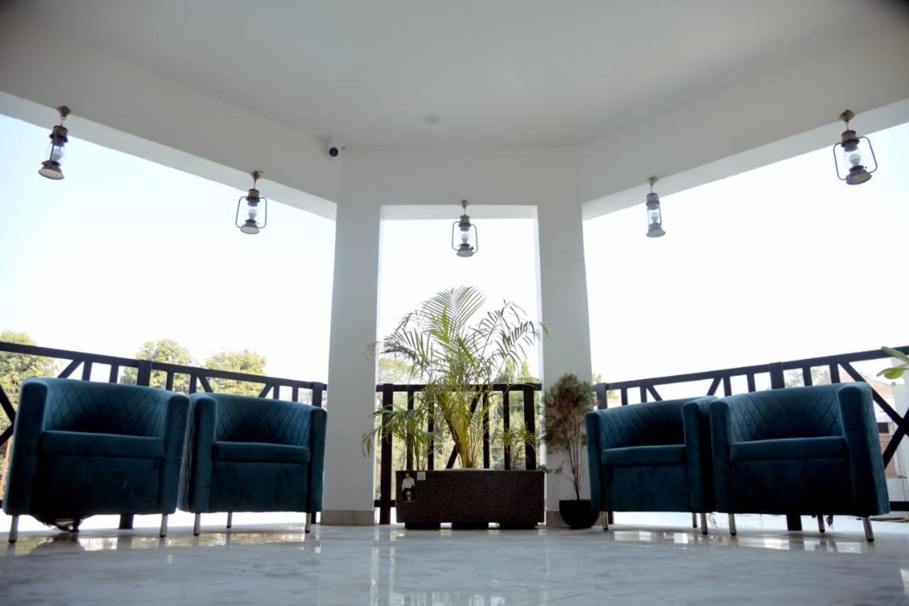 Hotel Eco Park Rewa Exterior photo